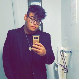 Meet your Posher, Luis